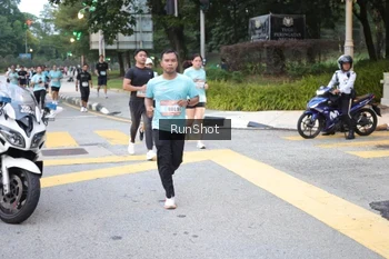 Runner Photo 4255739