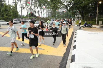 Runner Photo 4255753
