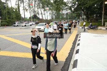 Runner Photo 4255763