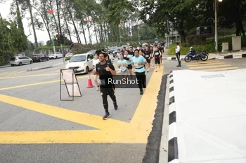 Runner Photo 4255768