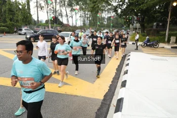 Runner Photo 4255781