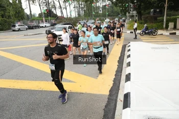 Runner Photo 4255784