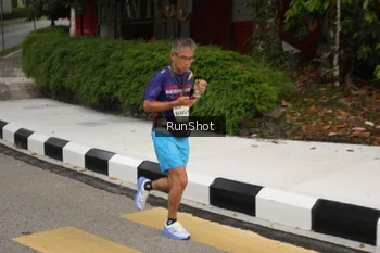 Runner Photo 4255797
