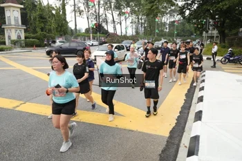 Runner Photo 4255805