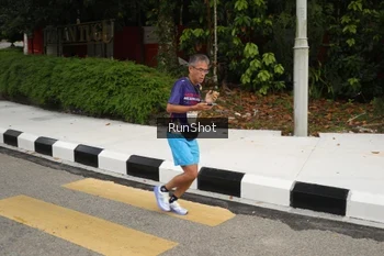 Runner Photo 4255806