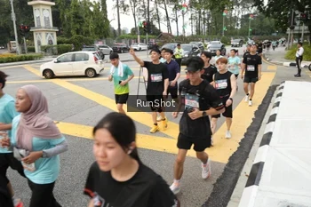 Runner Photo 4255817