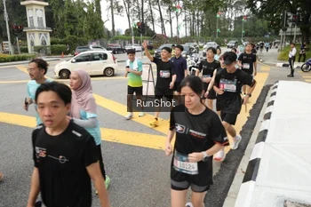 Runner Photo 4255819