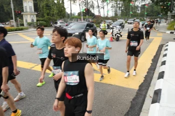Runner Photo 4255824