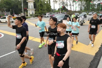 Runner Photo 4255831