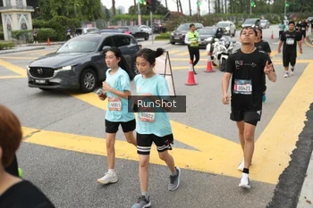 Runner Photo 4255832