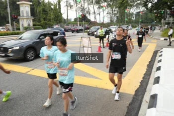 Runner Photo 4255847