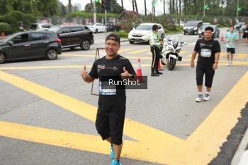 Runner Photo 4255852