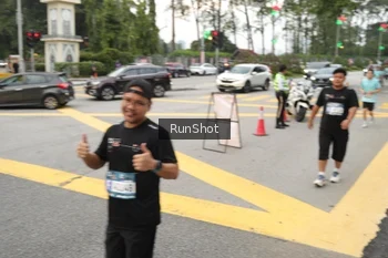 Runner Photo 4255858