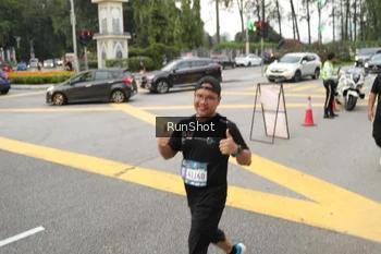 Runner Photo 4255860