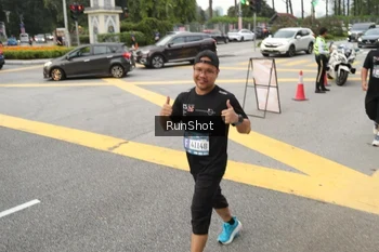 Runner Photo 4255866