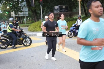 Runner Photo 4255867