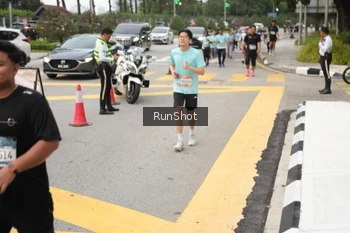 Runner Photo 4255870
