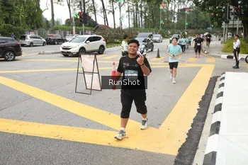 Runner Photo 4255873