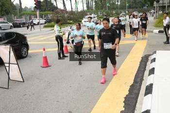 Runner Photo 4255875