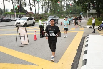 Runner Photo 4255885