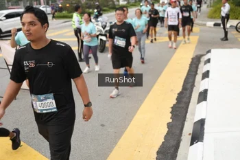 Runner Photo 4255894