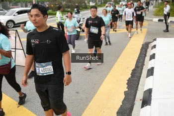 Runner Photo 4255898