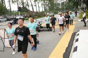 Runner Photo 4255903