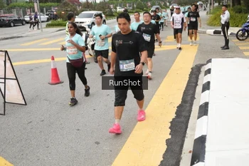Runner Photo 4255909