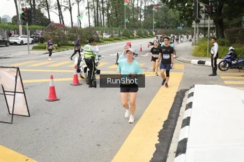 Runner Photo 4255915