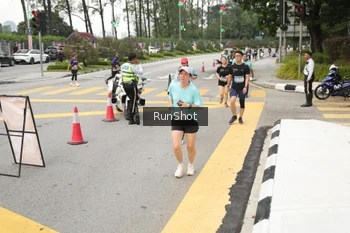 Runner Photo 4255917
