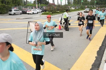 Runner Photo 4255930