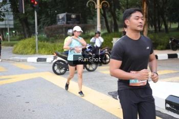 Runner Photo 4255933