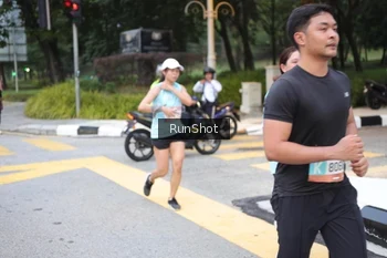 Runner Photo 4255937