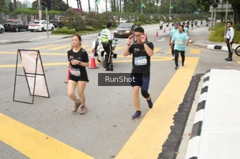 Runner Photo 4255945