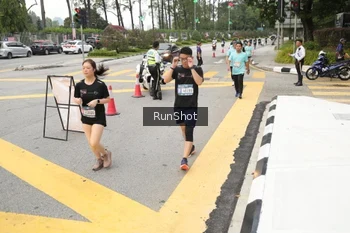 Runner Photo 4255950