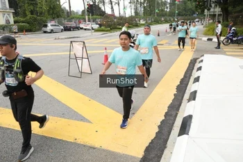 Runner Photo 4255963