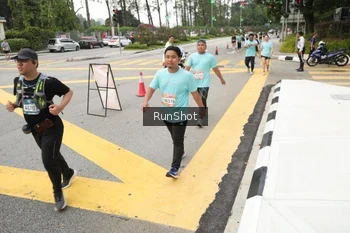 Runner Photo 4255966