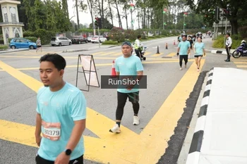 Runner Photo 4255970