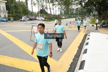 Runner Photo 4255971