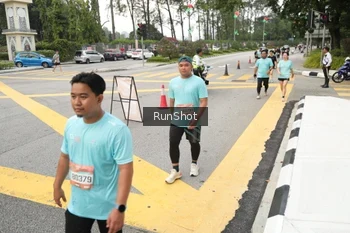 Runner Photo 4255974
