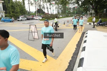 Runner Photo 4255981
