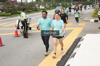 Runner Photo 4255986