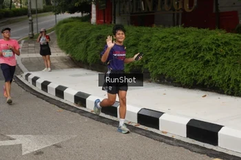 Runner Photo 4255988