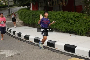 Runner Photo 4255995