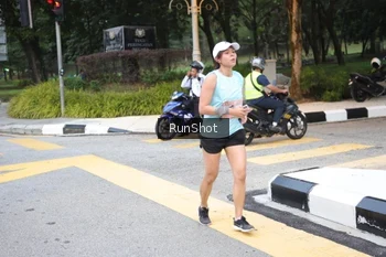 Runner Photo 4255998