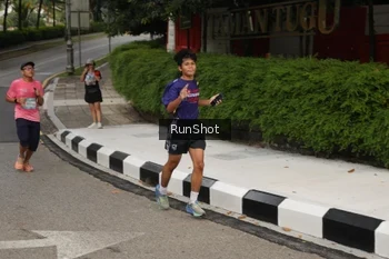 Runner Photo 4255999