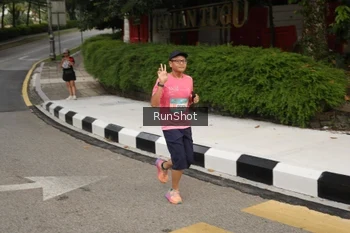 Runner Photo 4256005