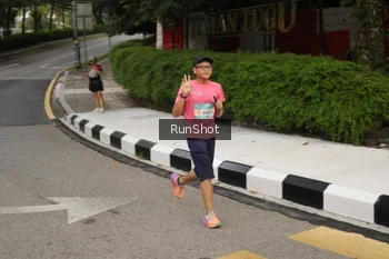 Runner Photo 4256011