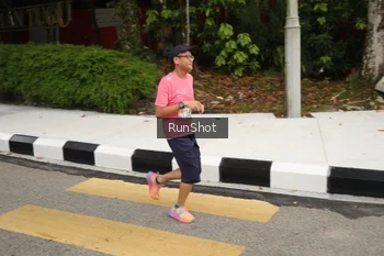 Runner Photo 4256022