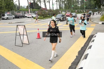 Runner Photo 4256031